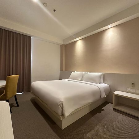 Yasmin Hotel Karawaci Tangerang Kültér fotó