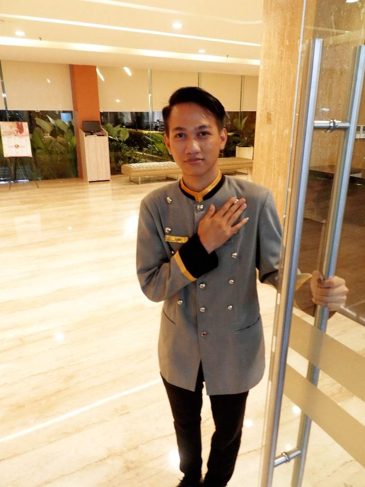 Yasmin Hotel Karawaci Tangerang Kültér fotó