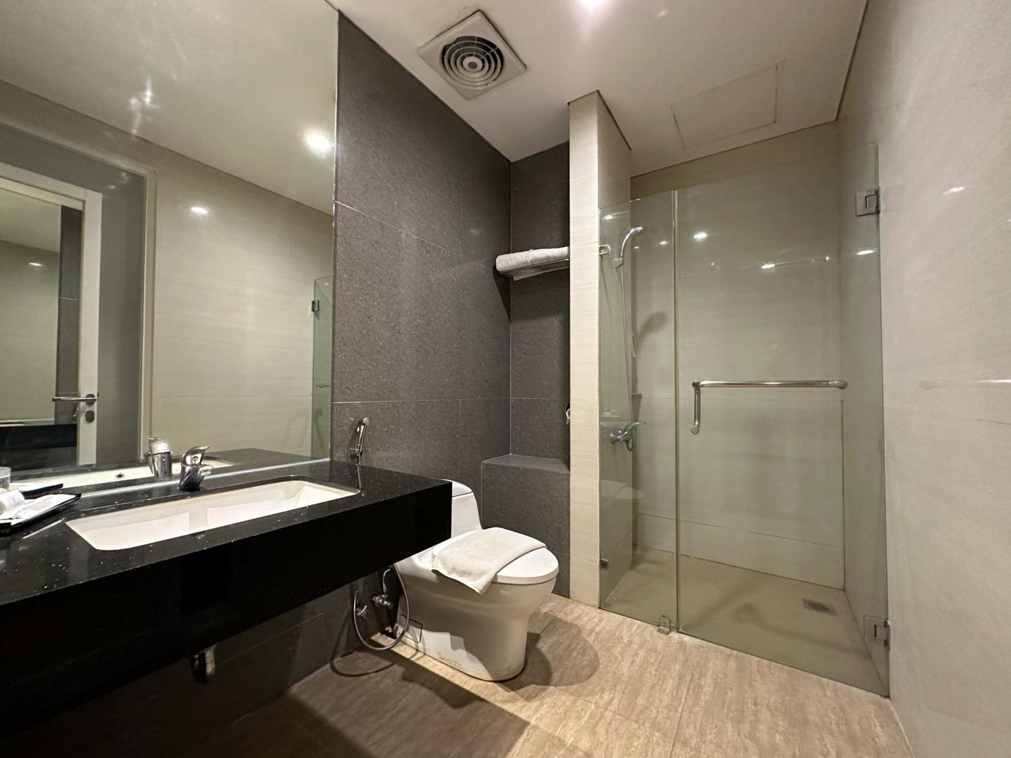 Yasmin Hotel Karawaci Tangerang Kültér fotó