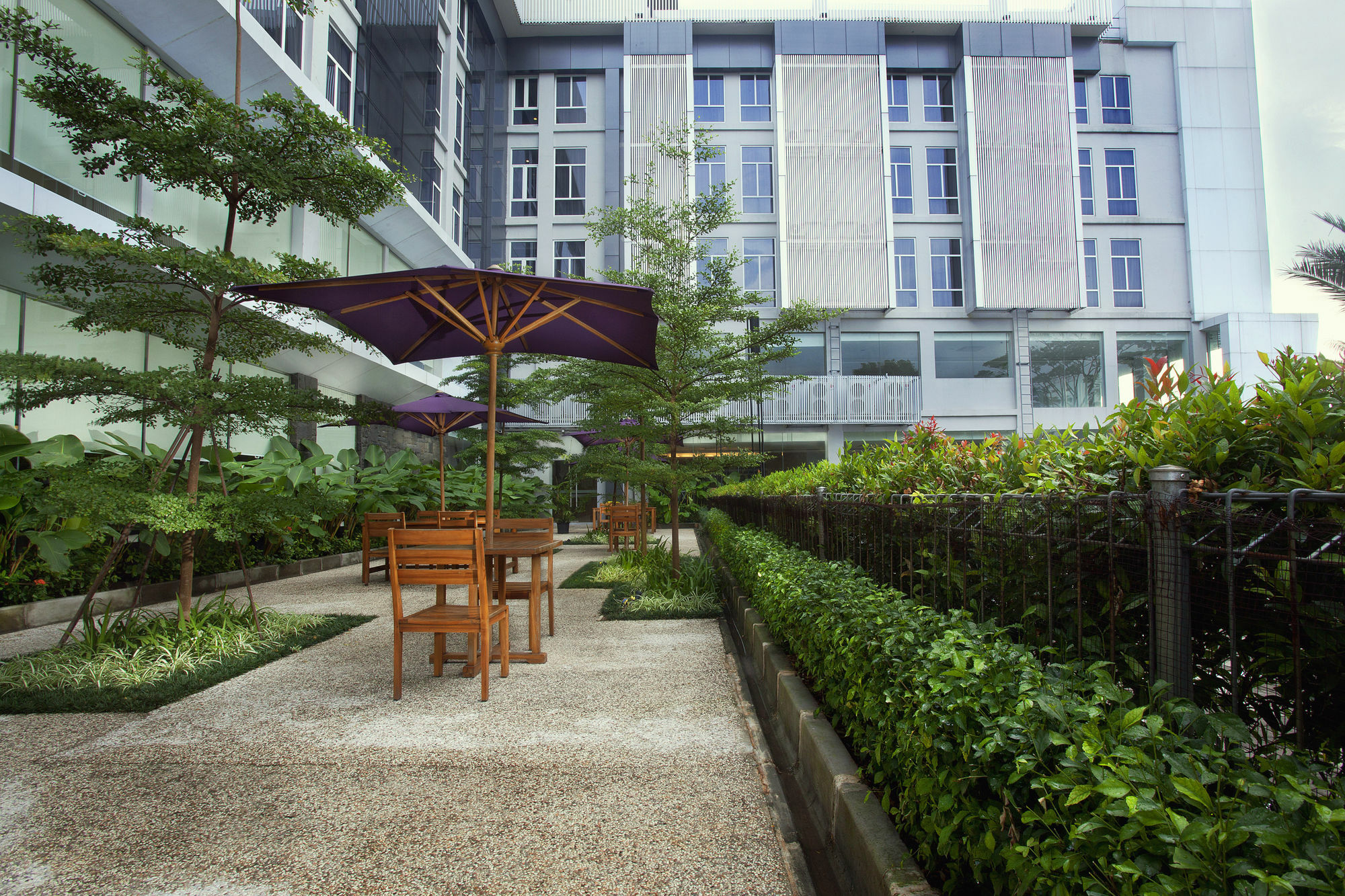 Yasmin Hotel Karawaci Tangerang Kültér fotó